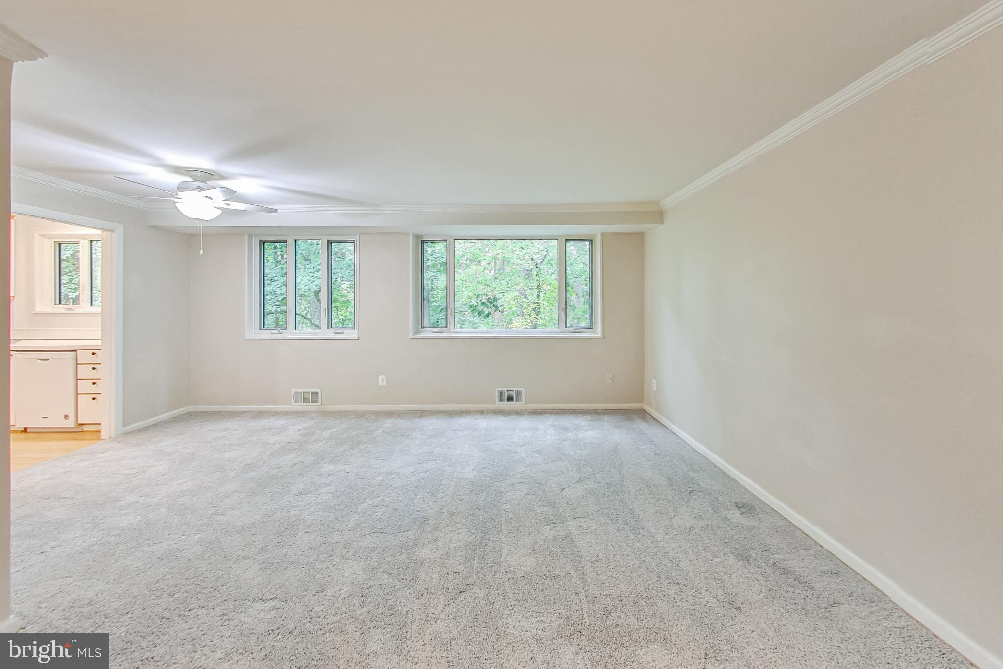 Real estate listing preview #16