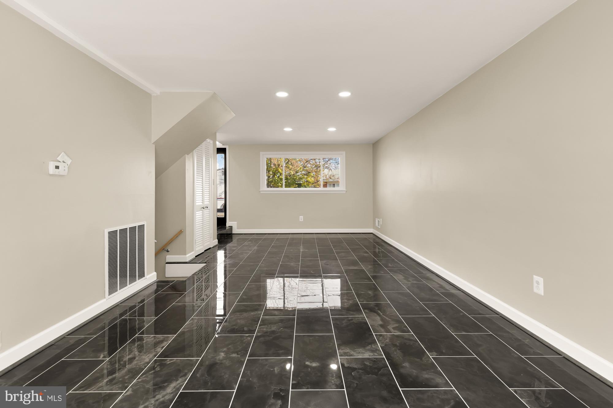 Real estate listing preview #29