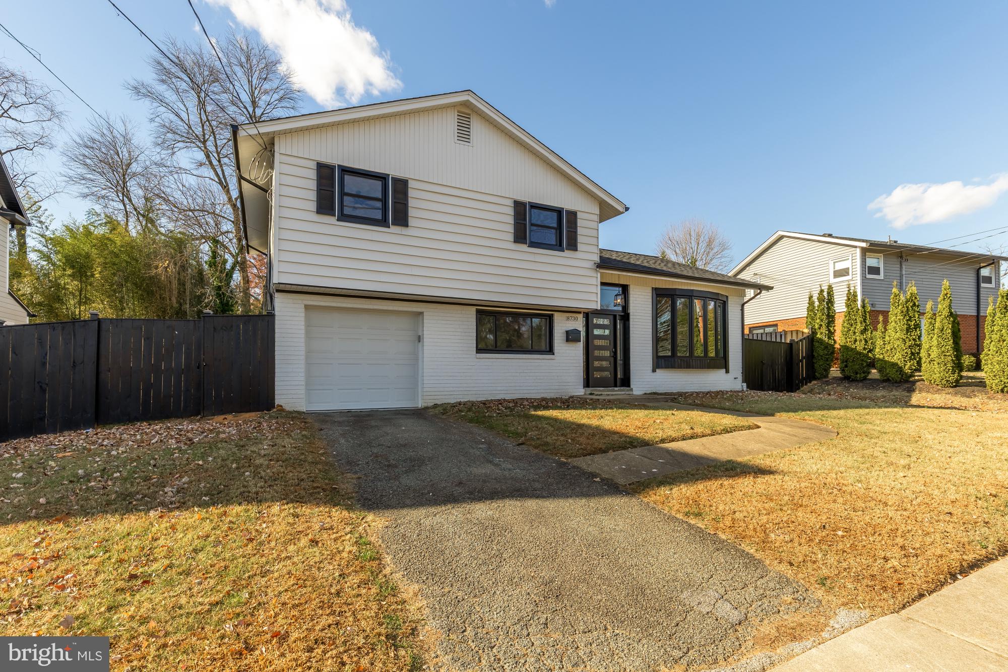 Real estate listing preview #2