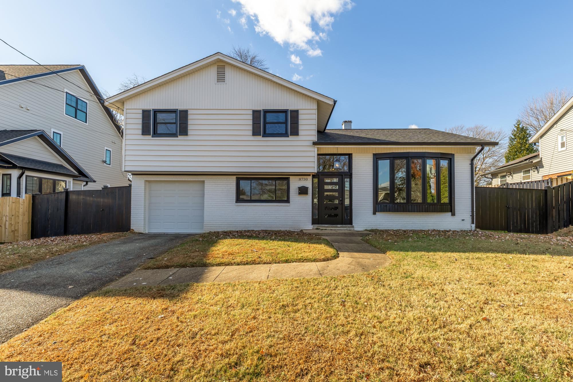 Real estate listing preview #1