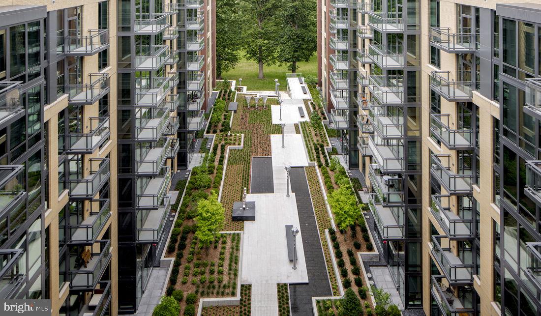 Real estate listing preview #5