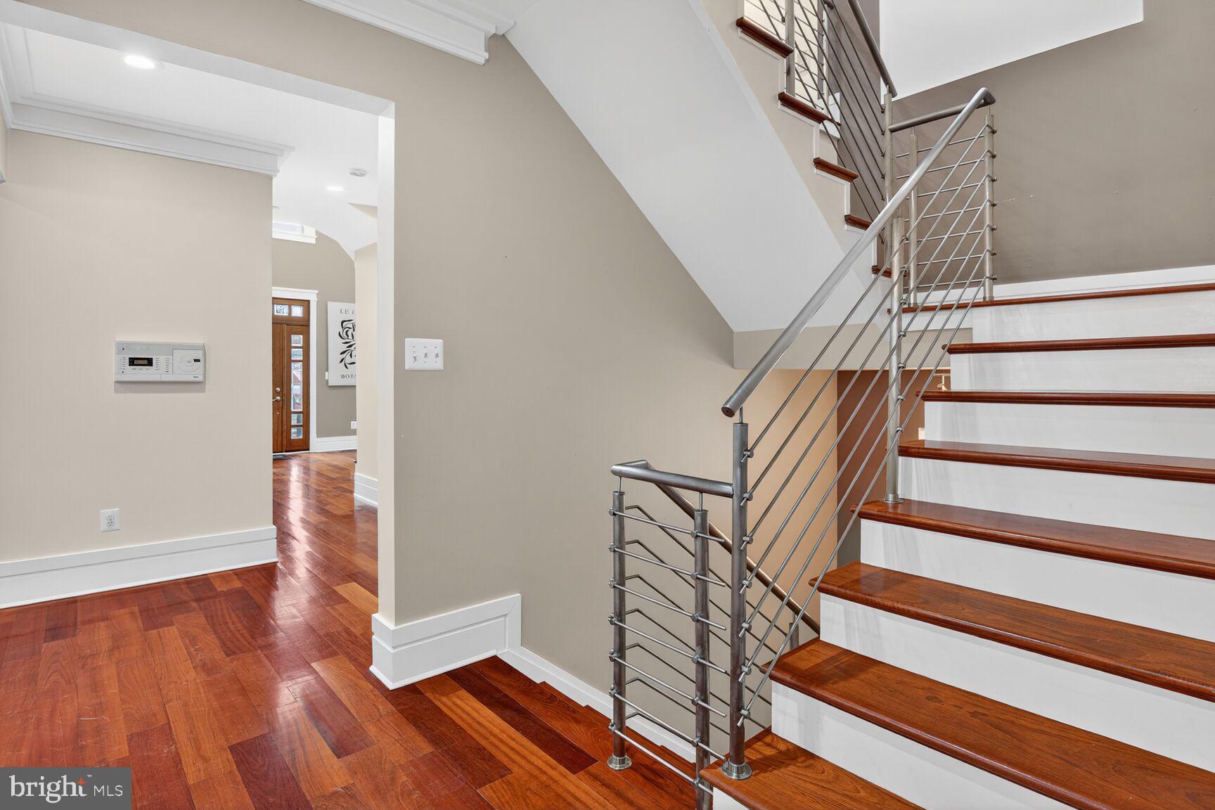 Real estate listing preview #19