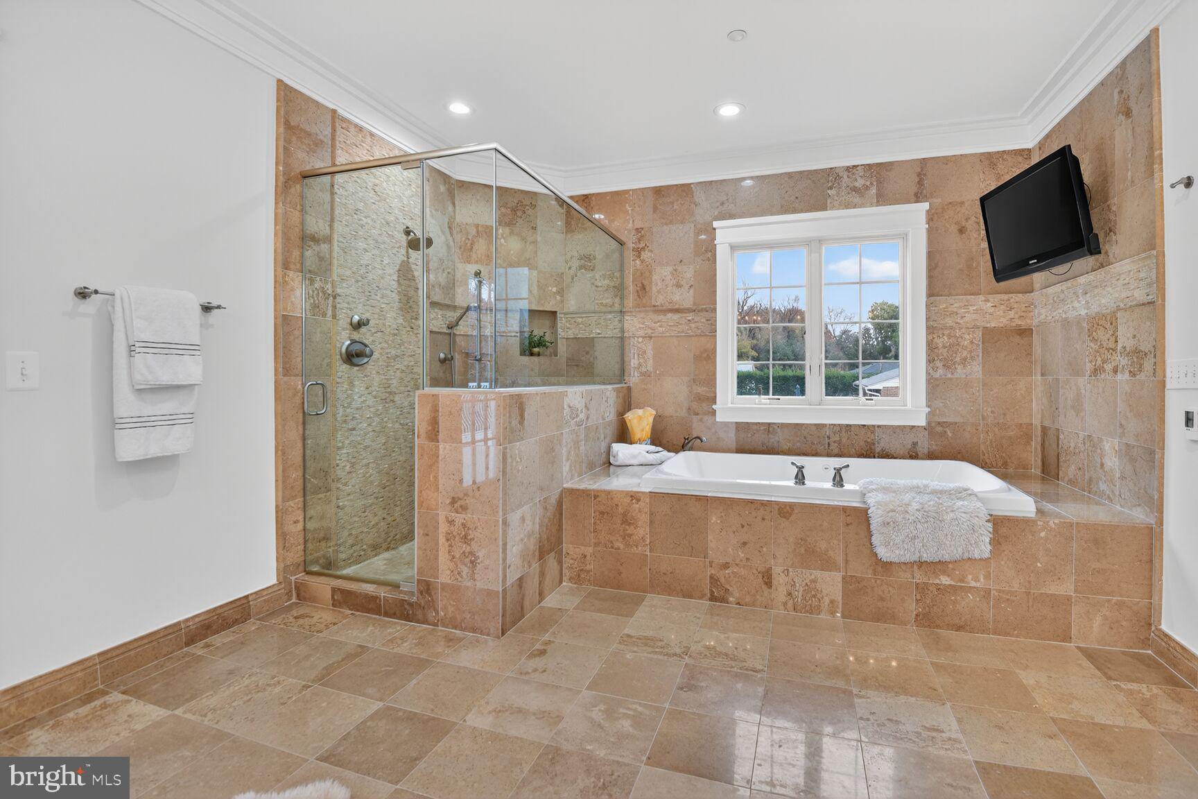 Real estate listing preview #22