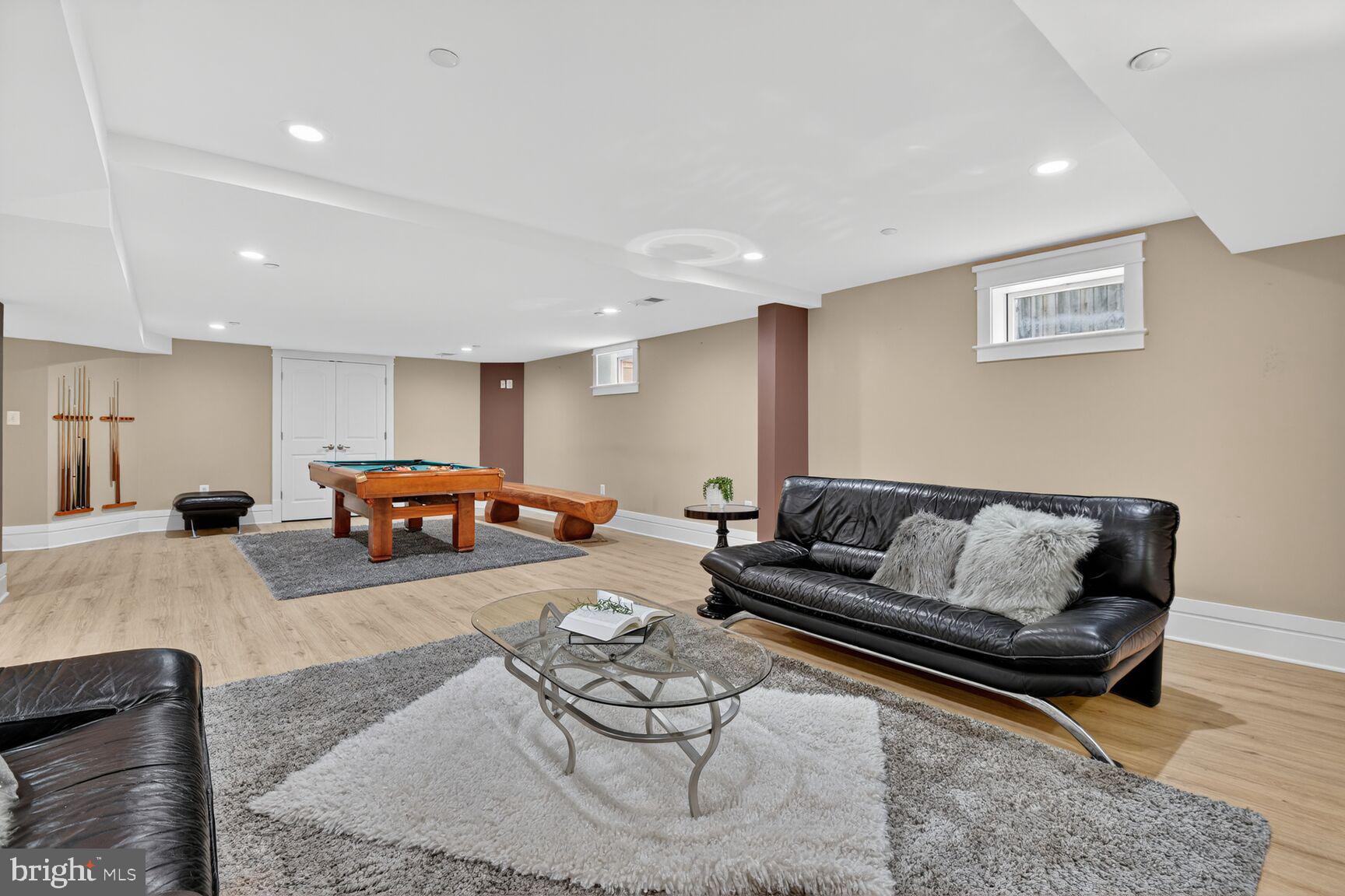 Real estate listing preview #34