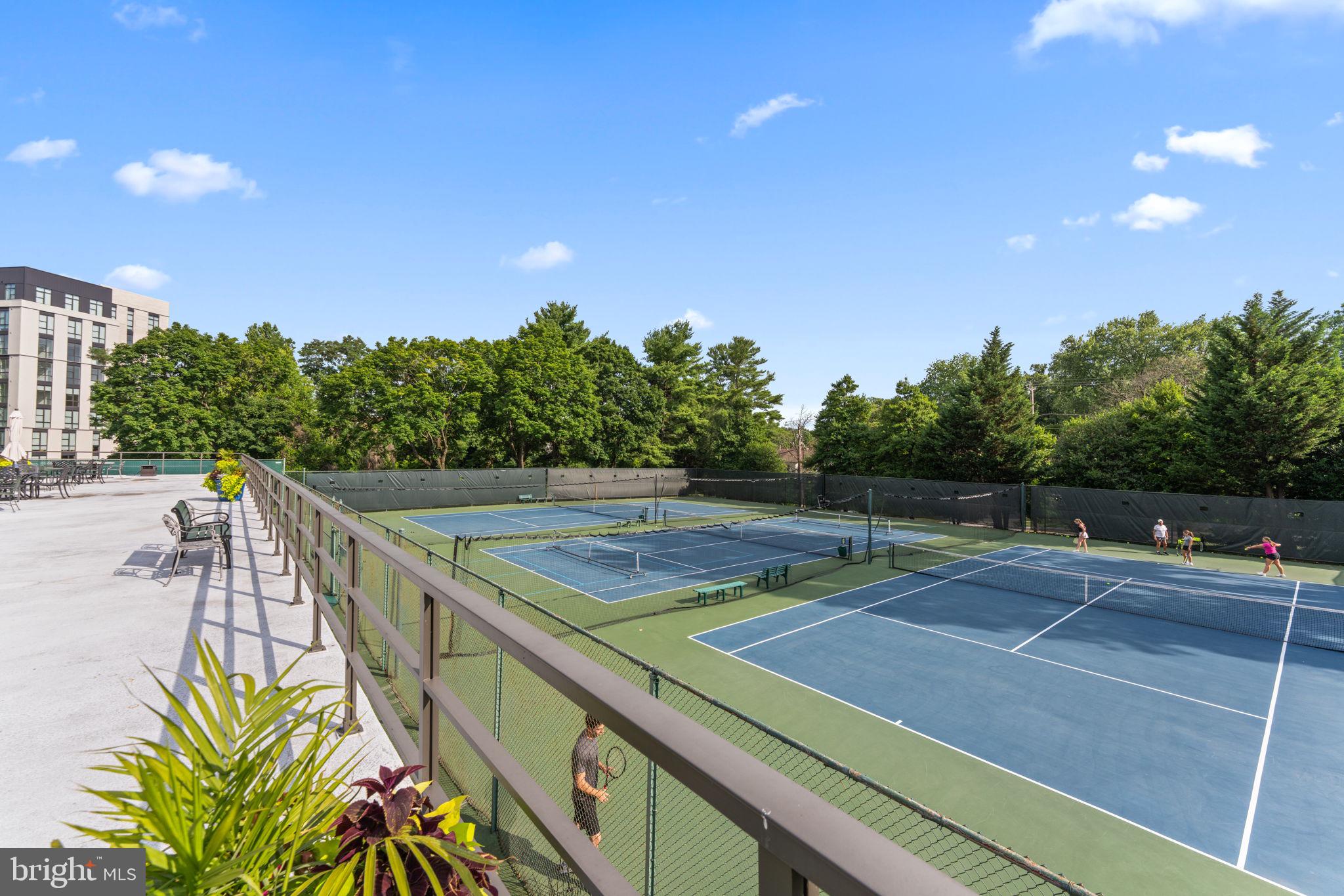 Real estate listing preview #12