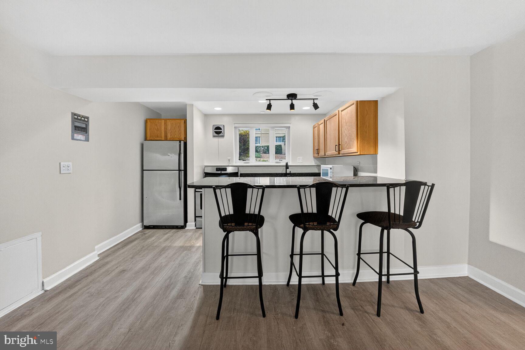 Real estate listing preview #3