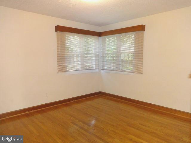 Real estate listing preview #17