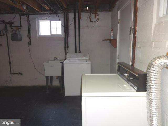 Real estate listing preview #24