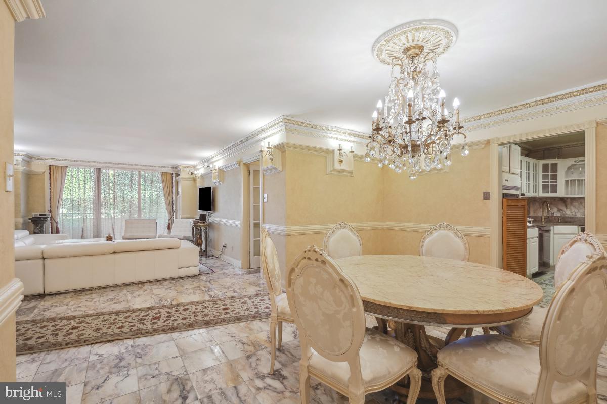 Real estate listing preview #15