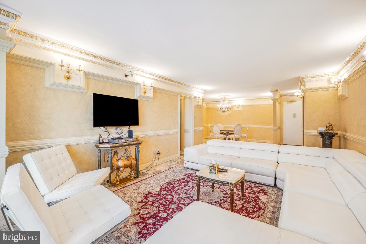 Real estate listing preview #13