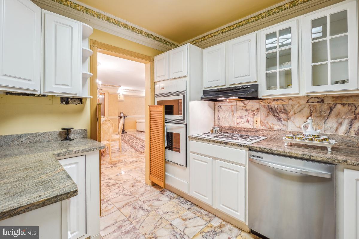 Real estate listing preview #19