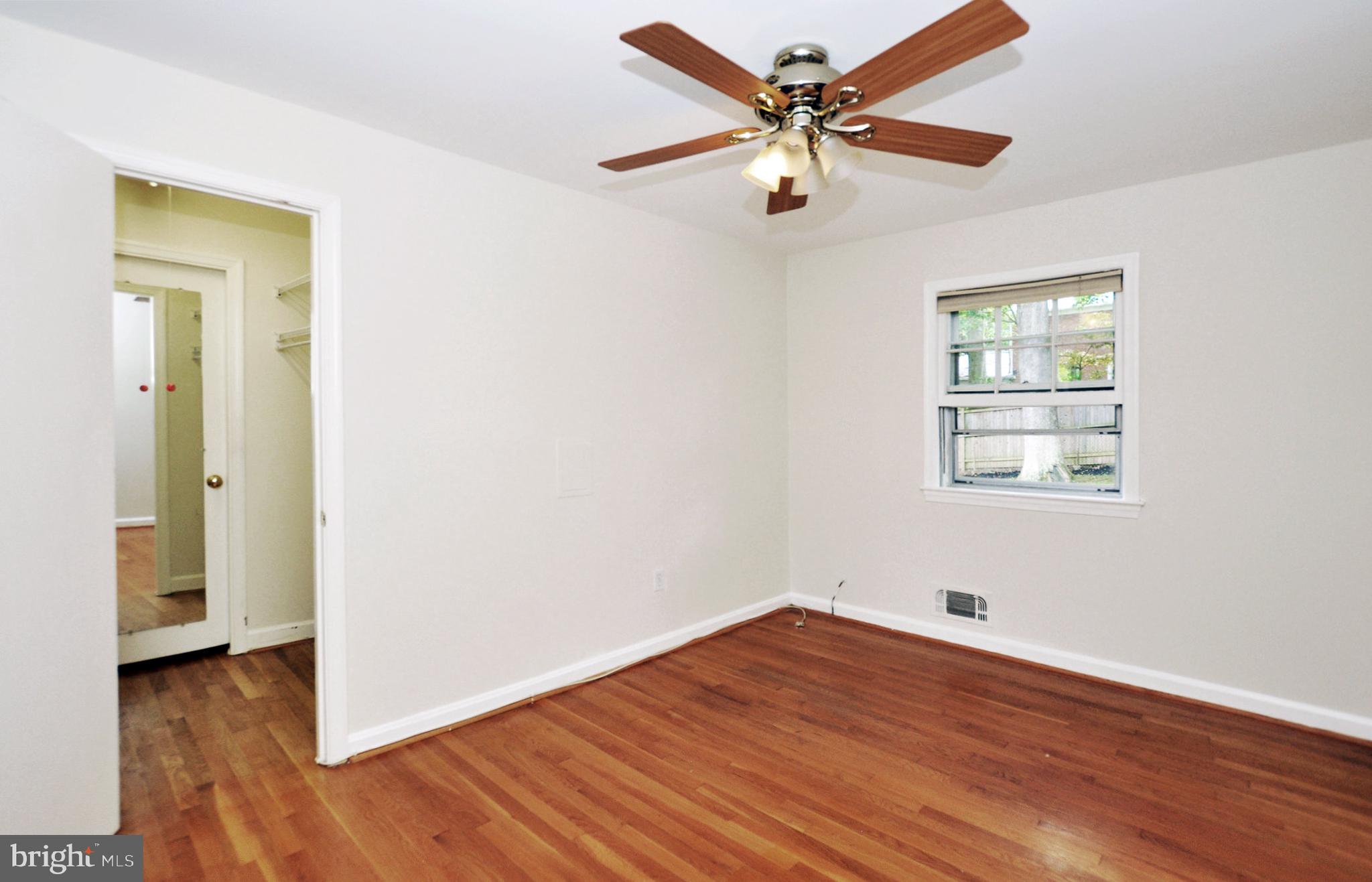 Real estate listing preview #13