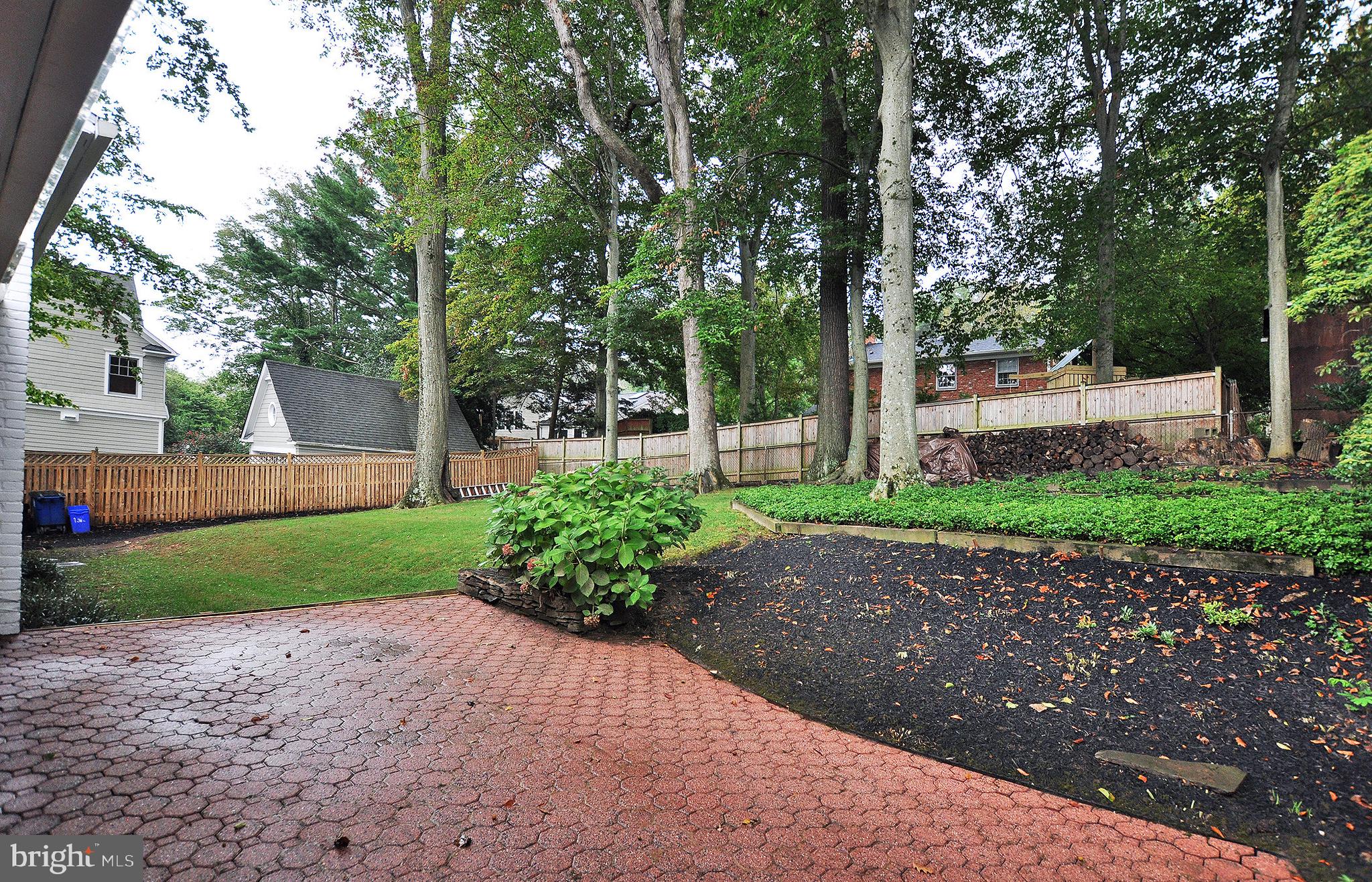 Real estate listing preview #11