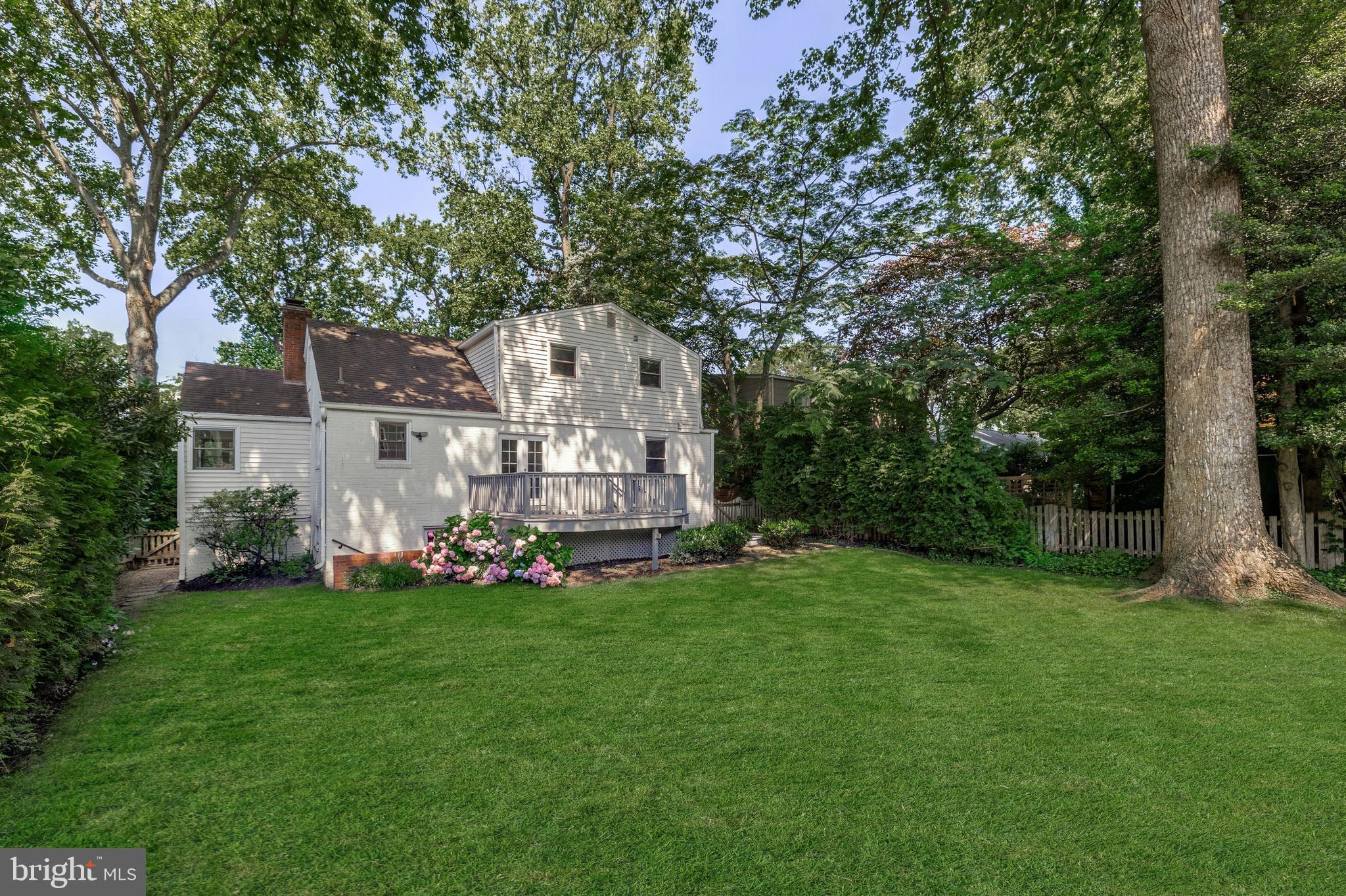 Real estate listing preview #17