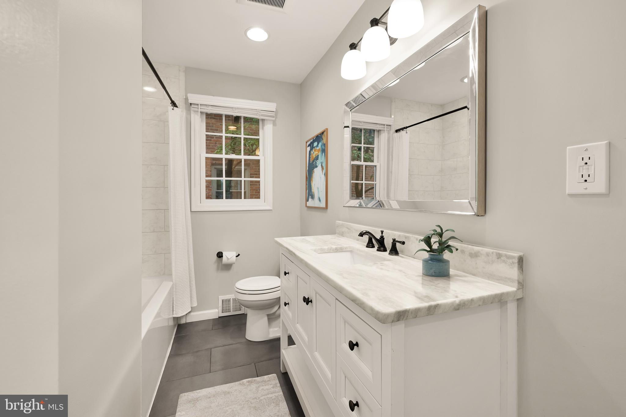 Real estate listing preview #11