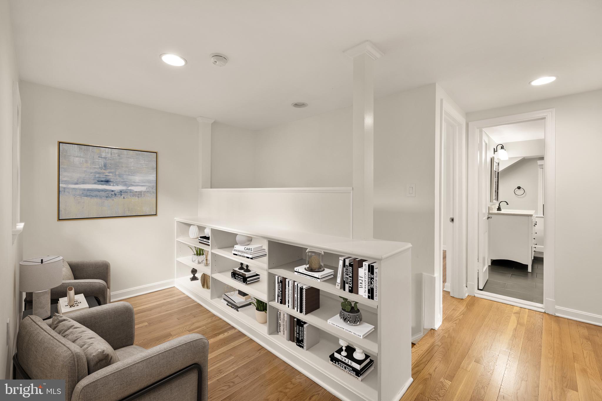 Real estate listing preview #12