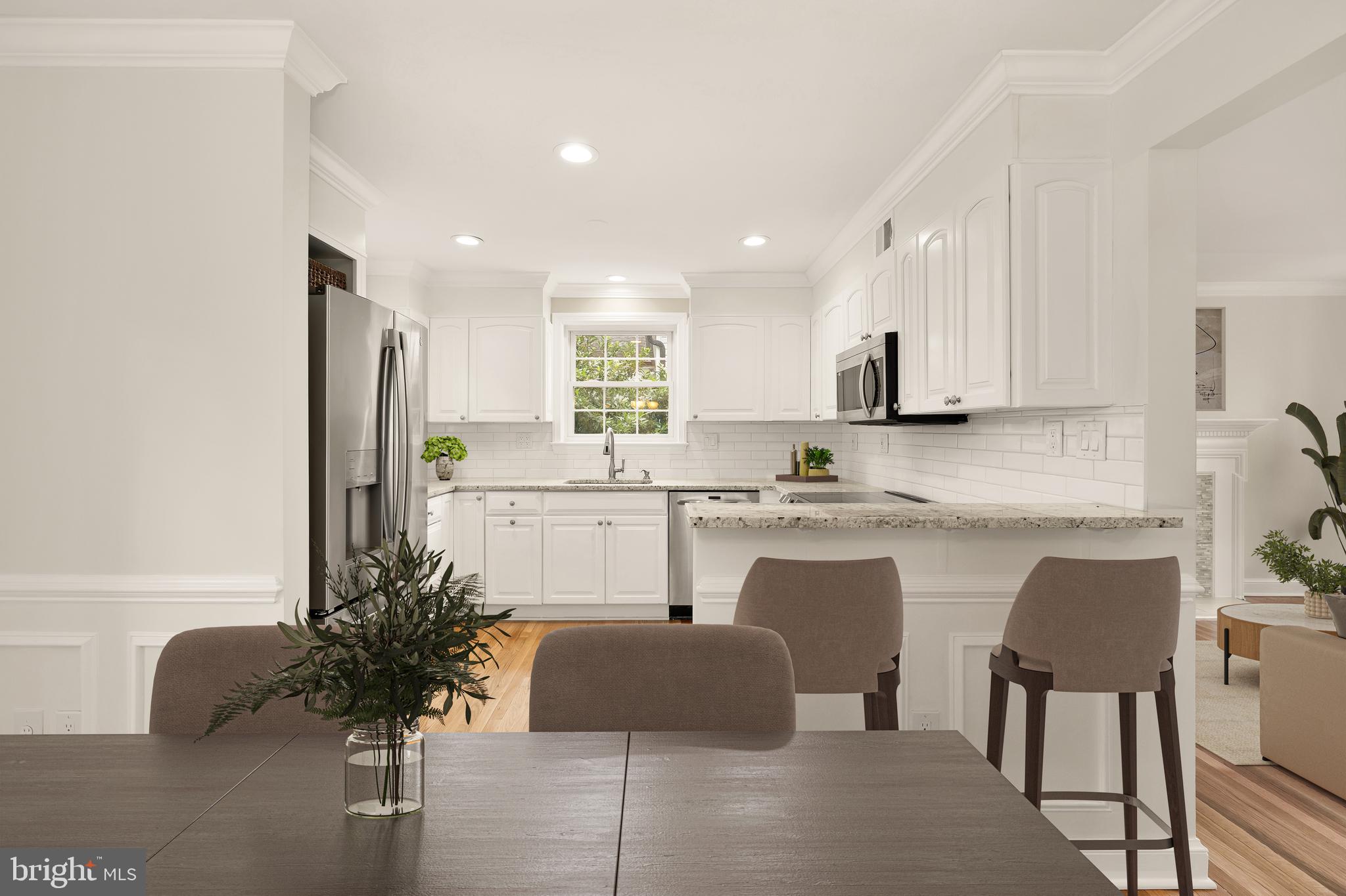 Real estate listing preview #5