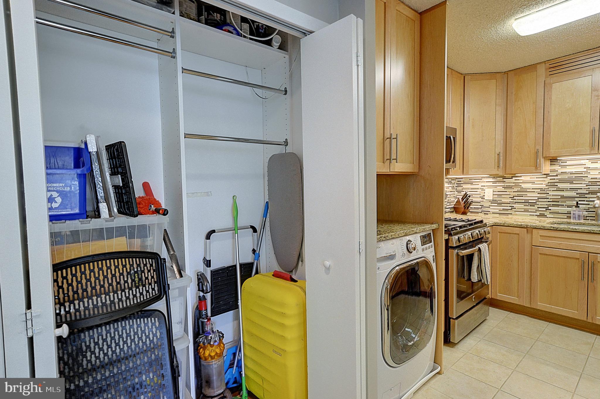 Real estate listing preview #14