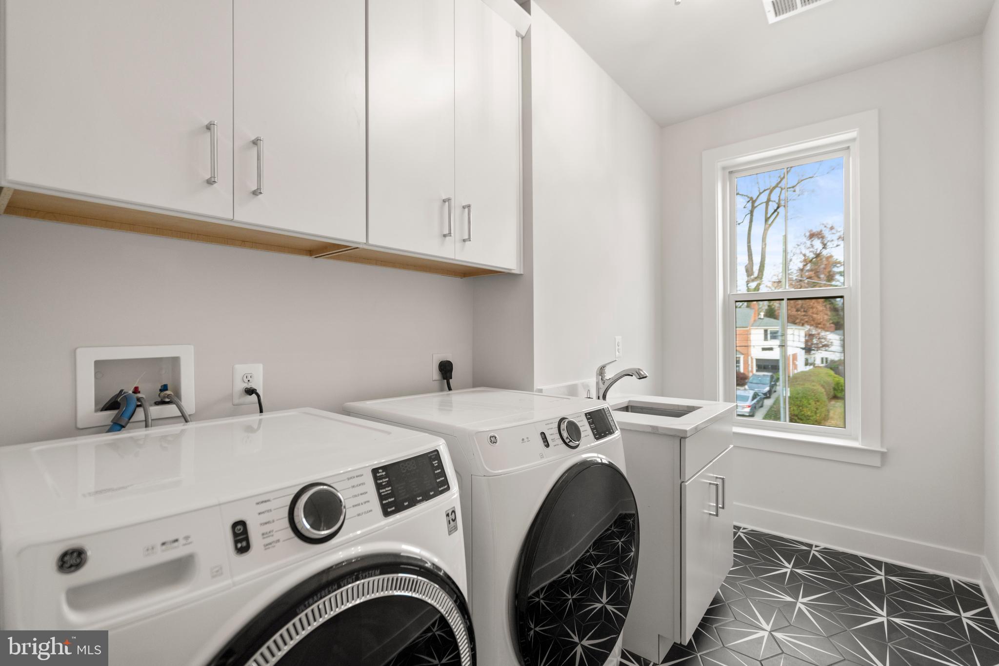 Real estate listing preview #37