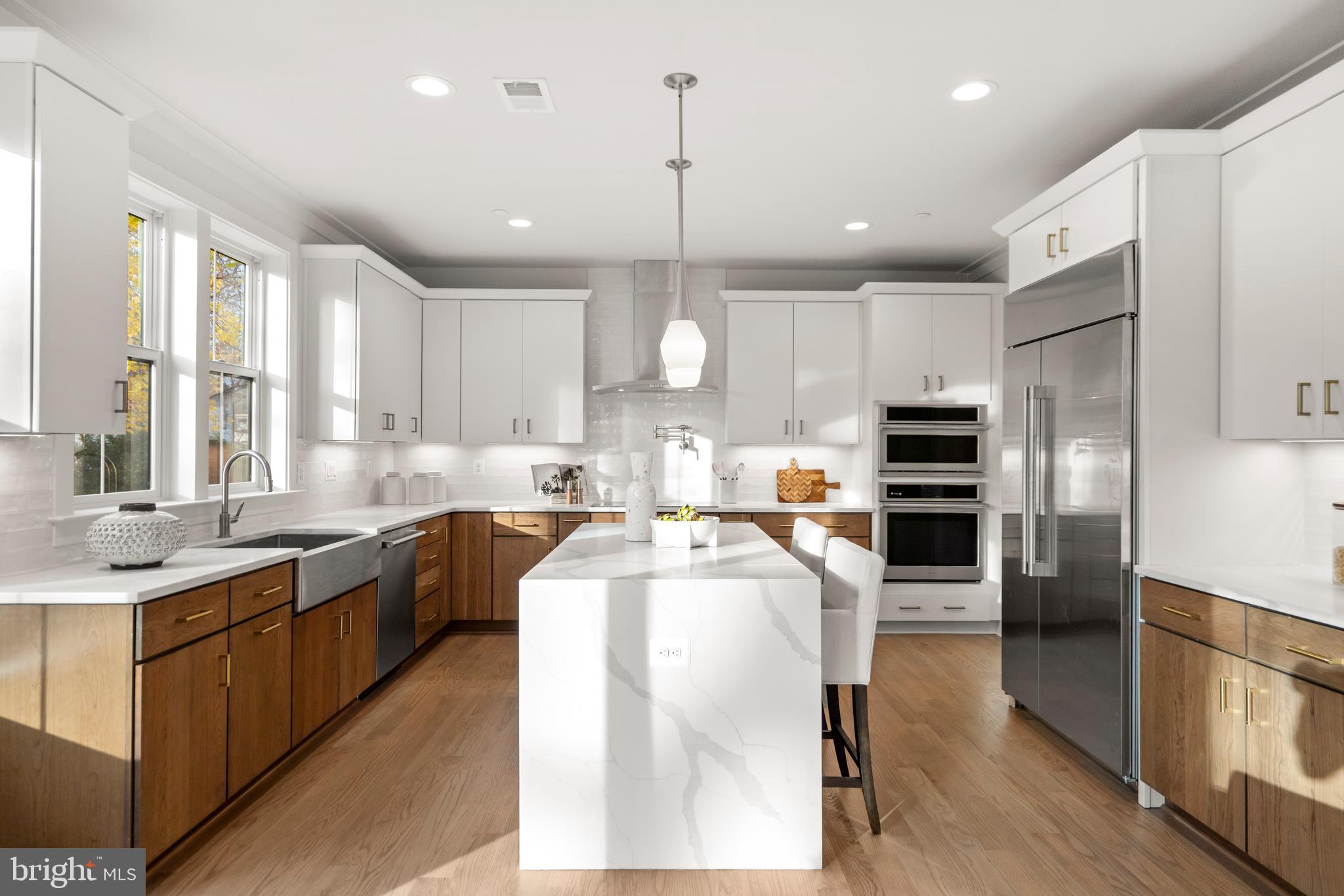 Real estate listing preview #18