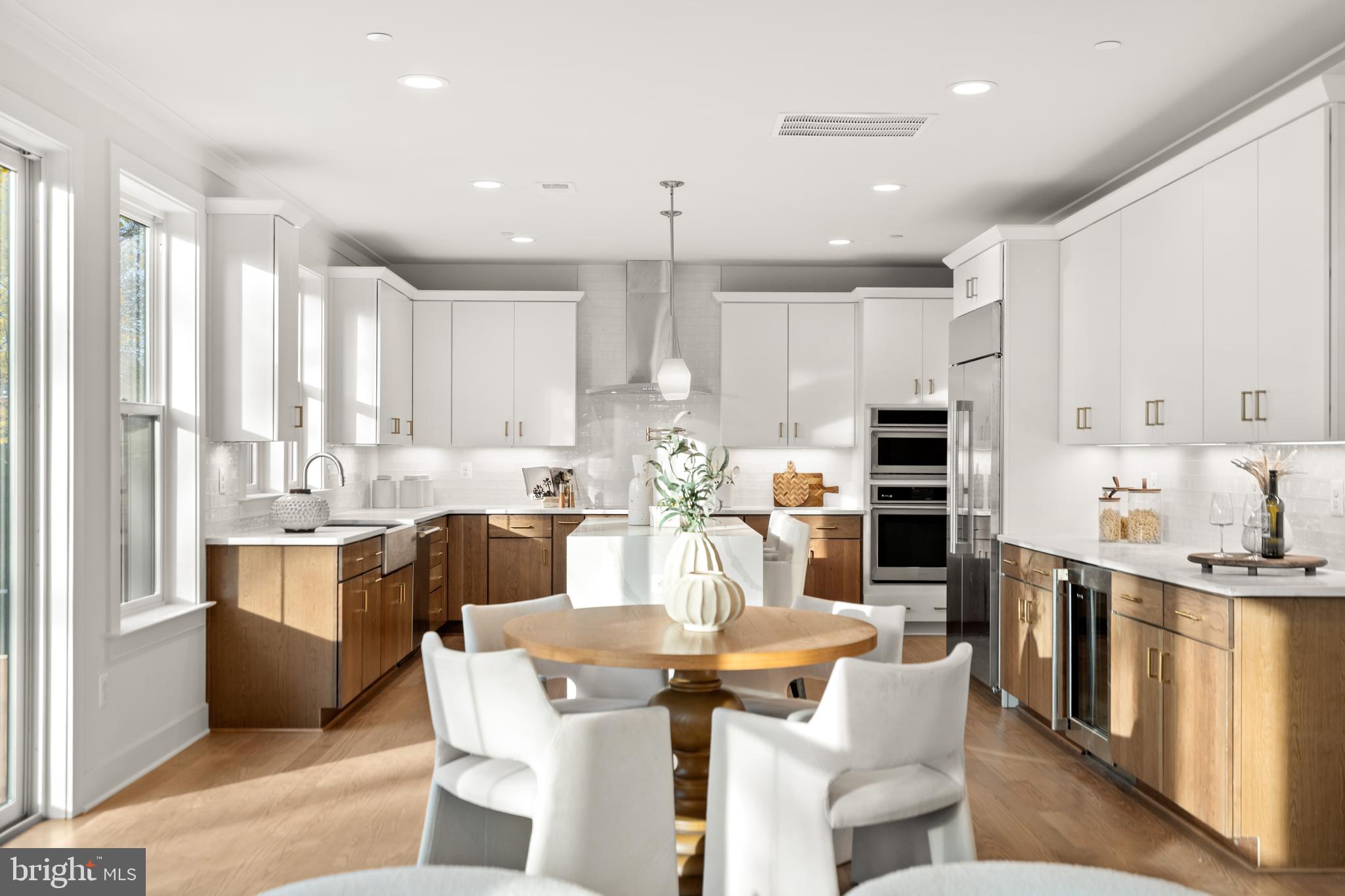 Real estate listing preview #15