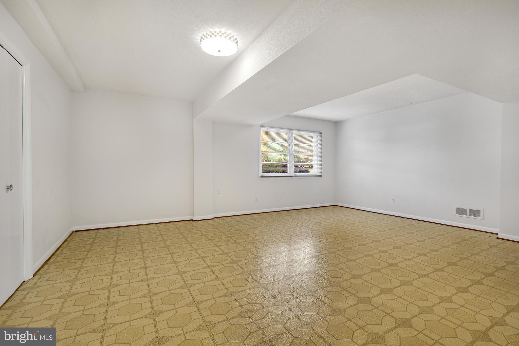 Real estate listing preview #31