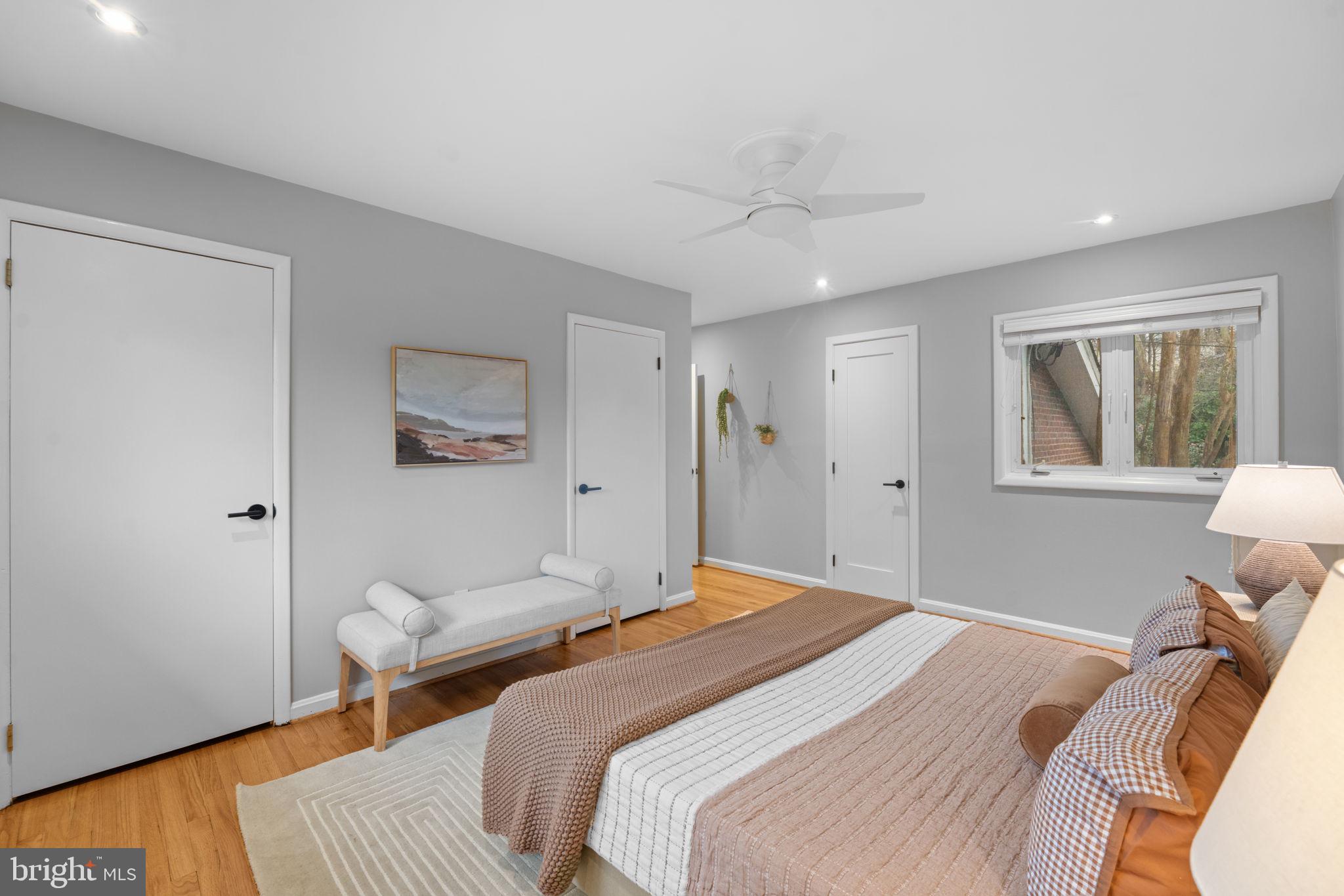 Real estate listing preview #18