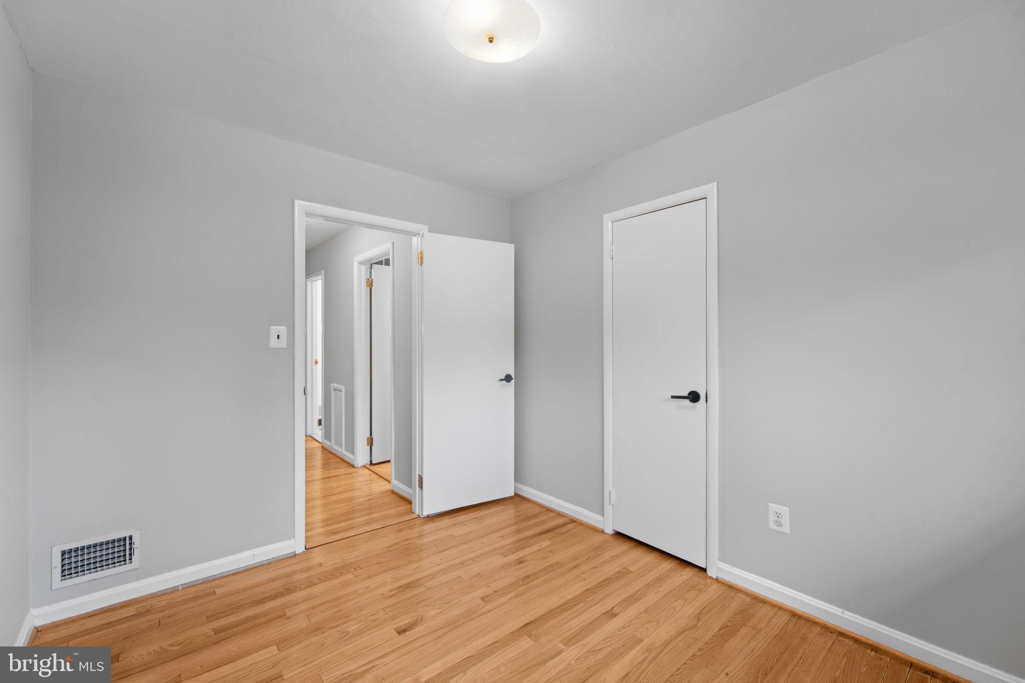 Real estate listing preview #26