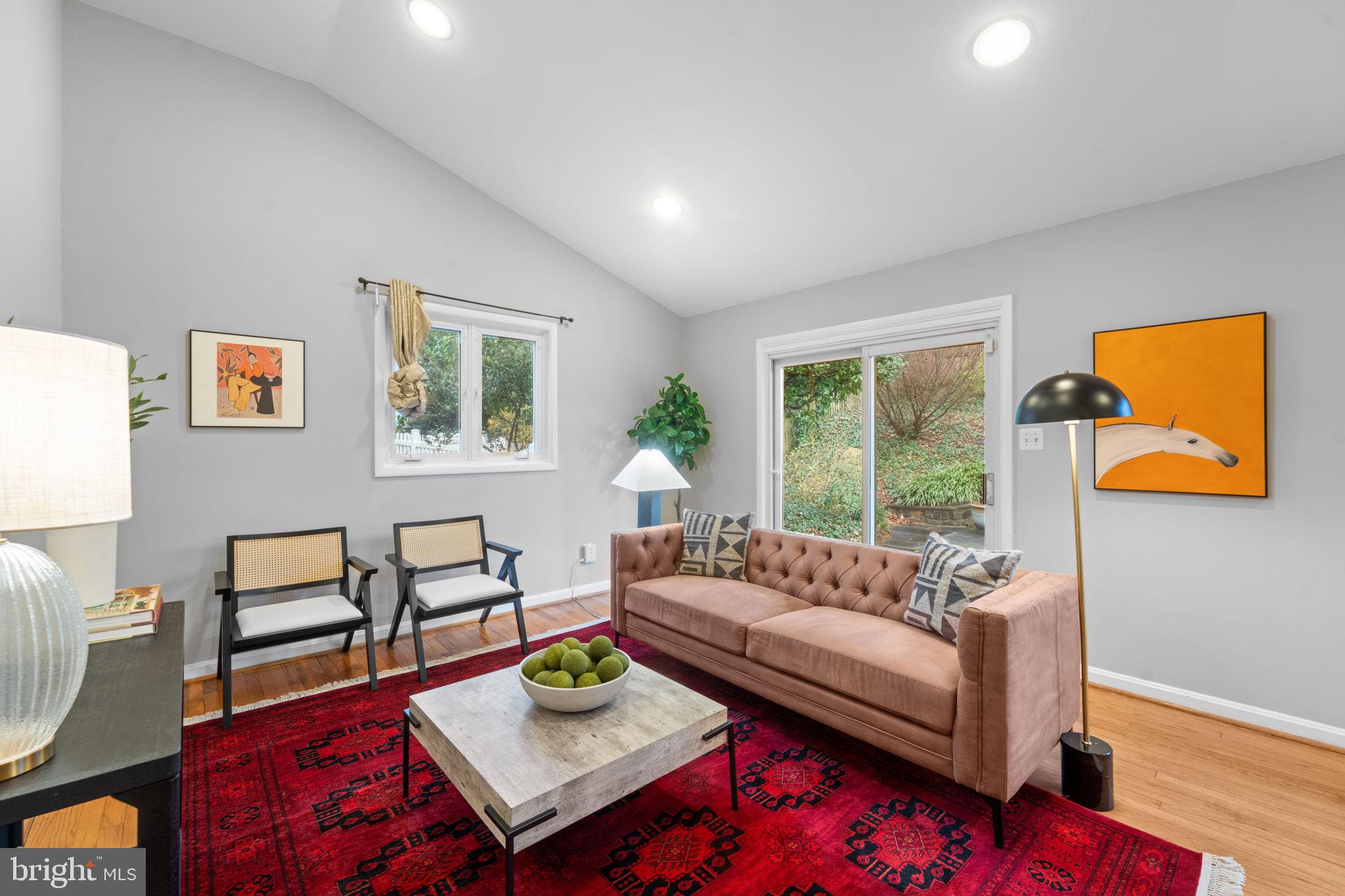 Real estate listing preview #12