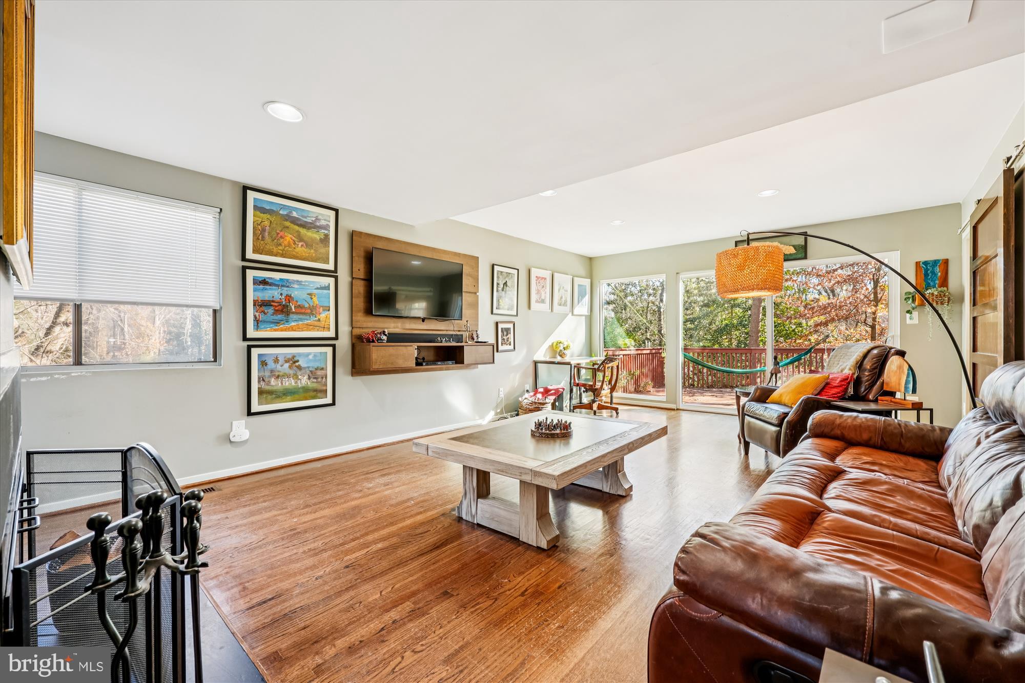 Real estate listing preview #6