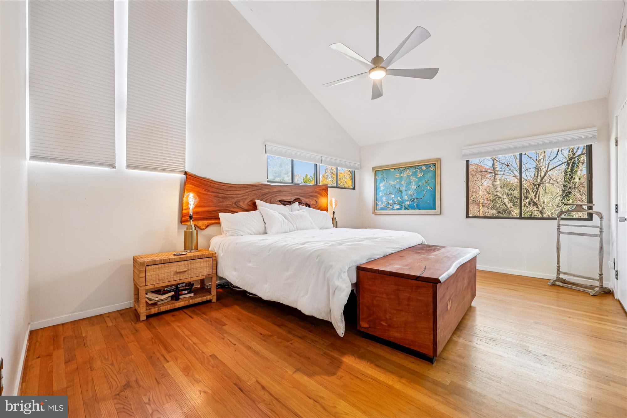 Real estate listing preview #9