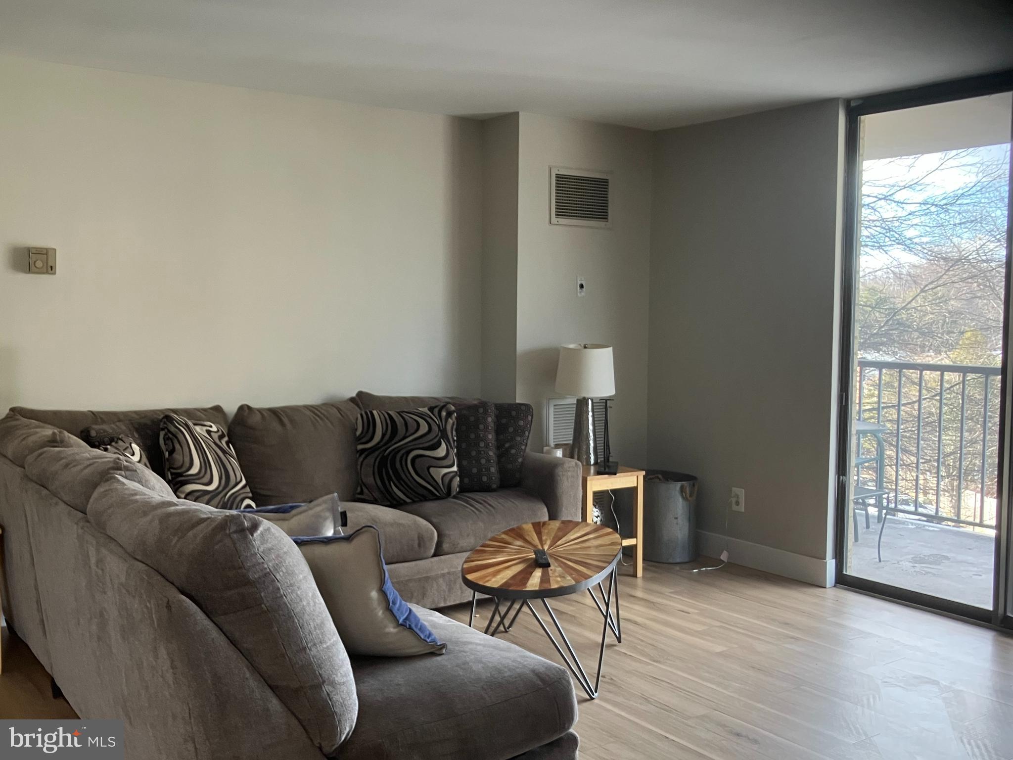 Real estate listing preview #5