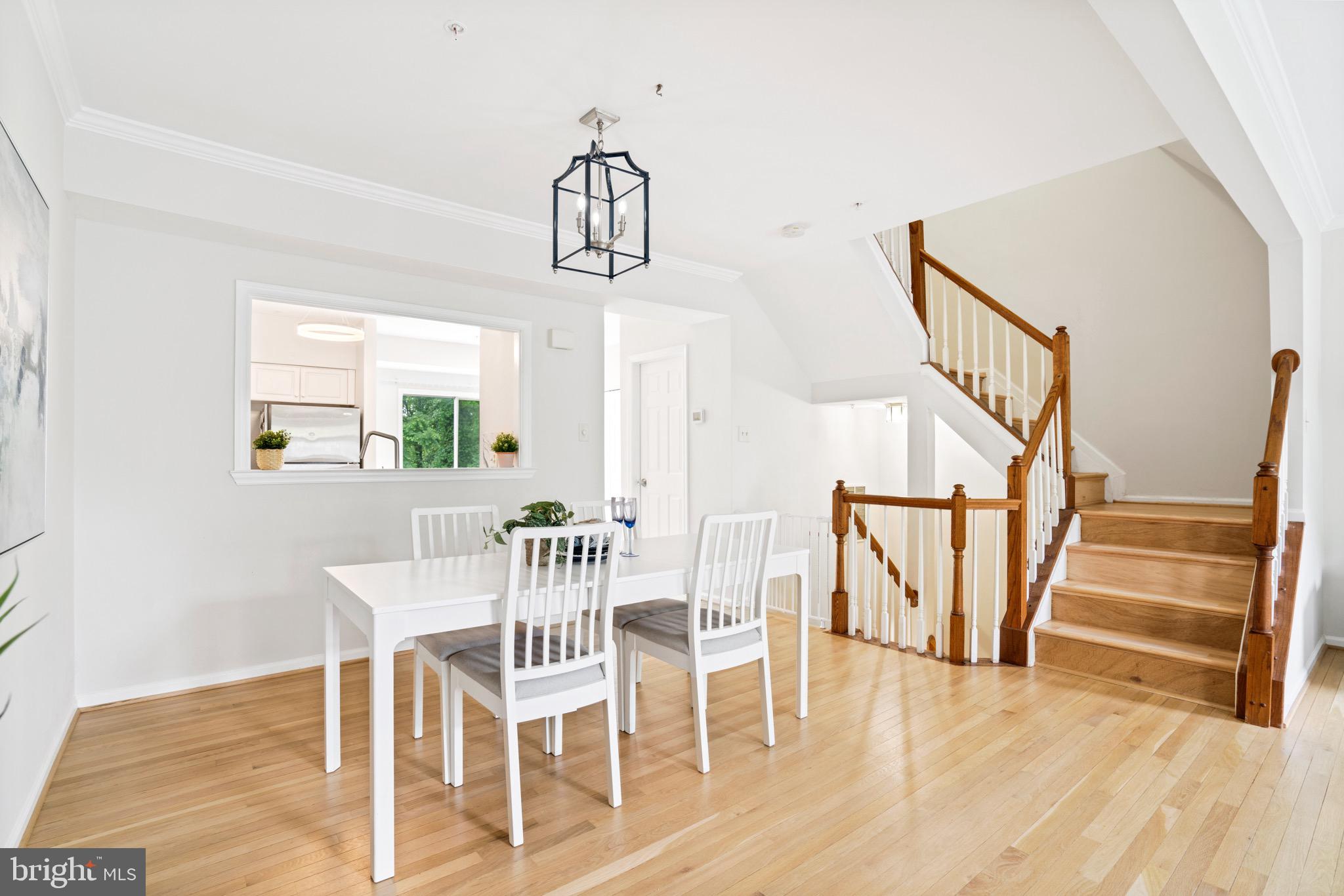 Real estate listing preview #5