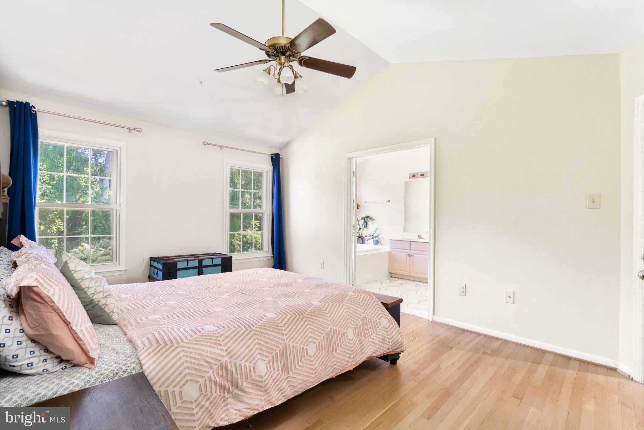 Real estate listing preview #15