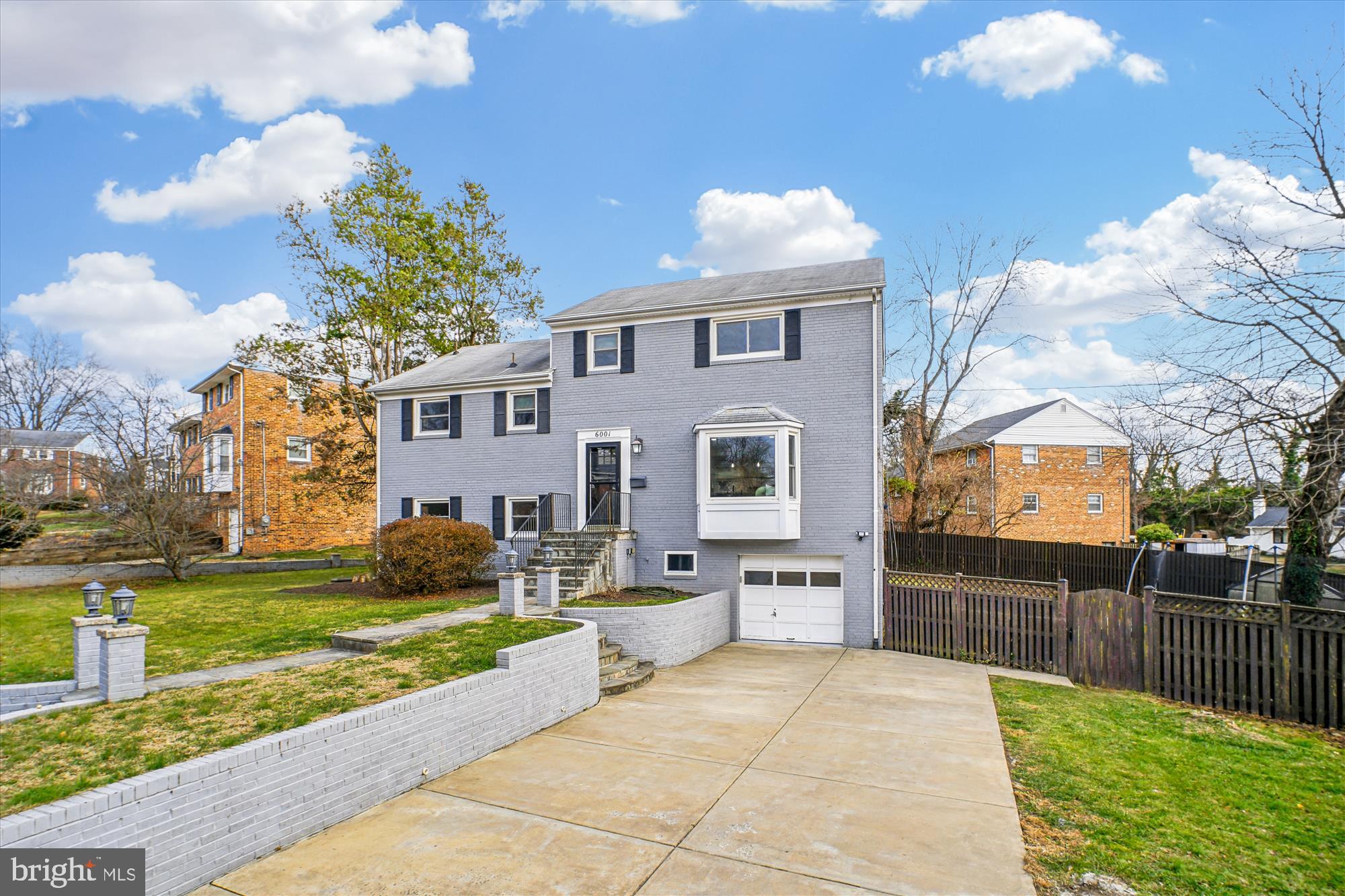 Real estate listing preview #3