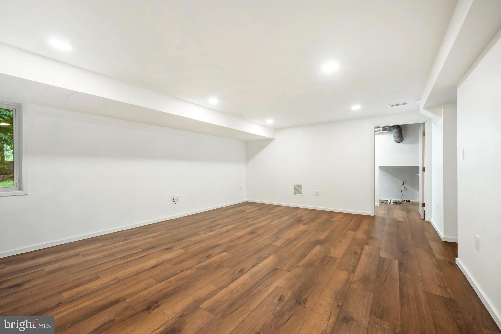 Real estate listing preview #31