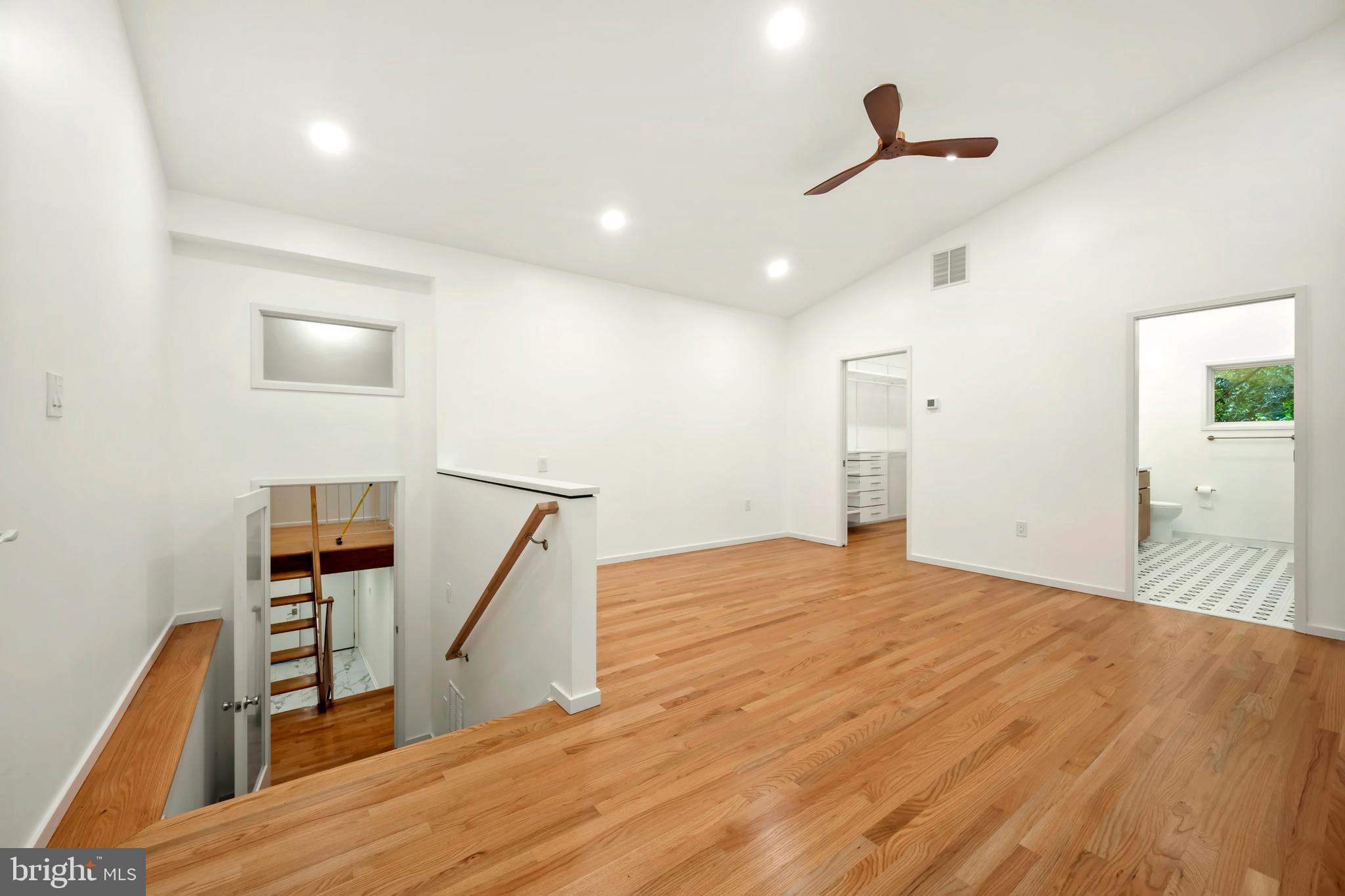 Real estate listing preview #19