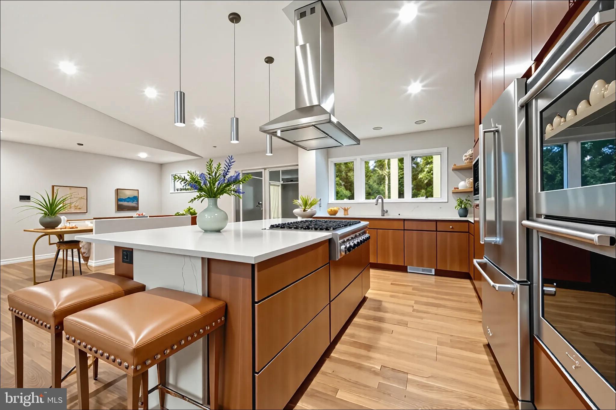 Real estate listing preview #6