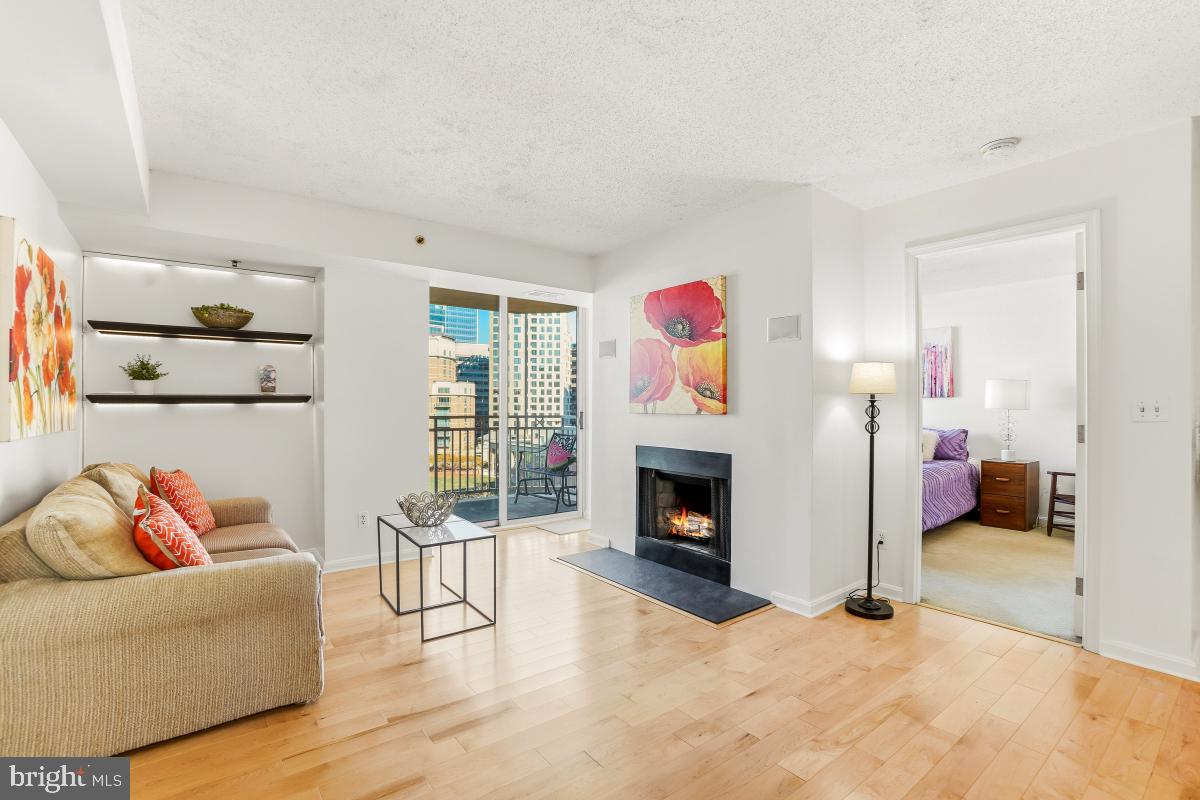 Real estate listing preview #18