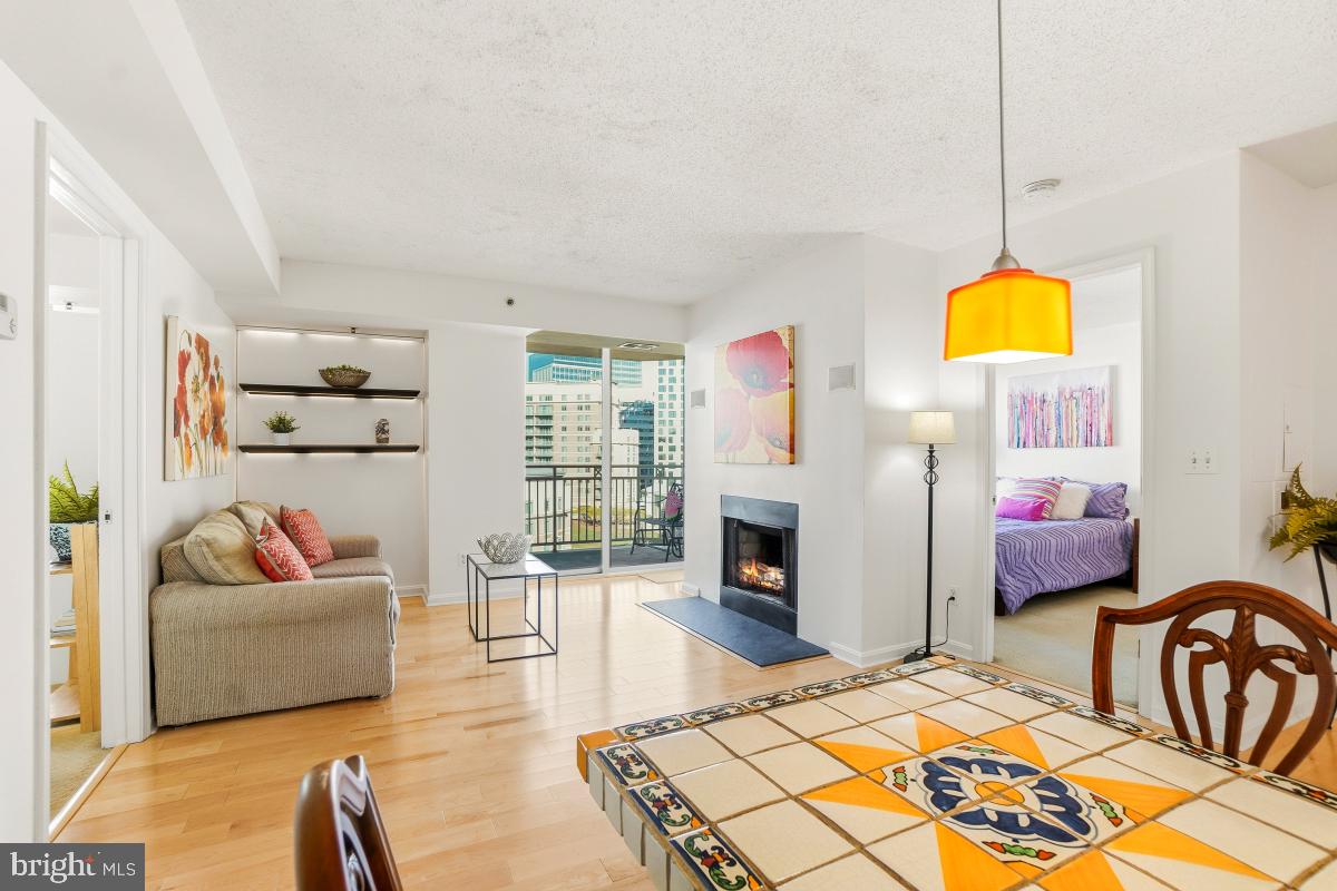 Real estate listing preview #17