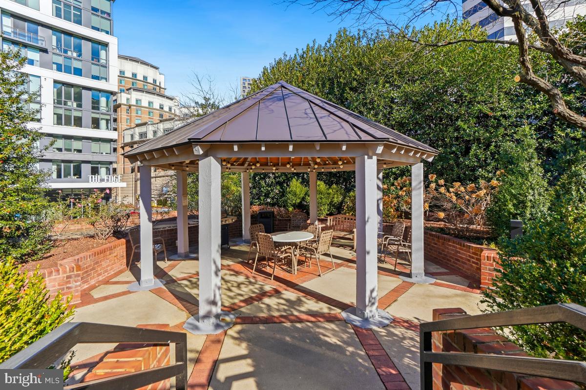 Real estate listing preview #33