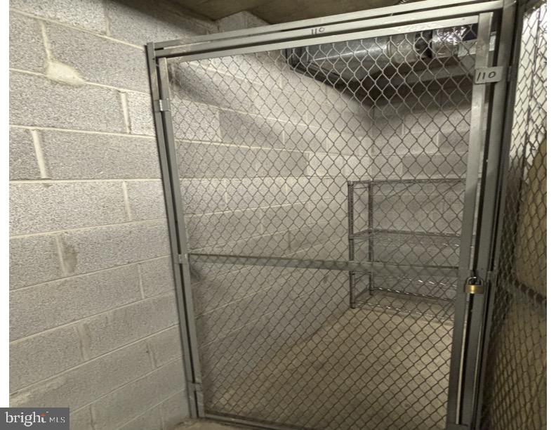 Real estate listing preview #37