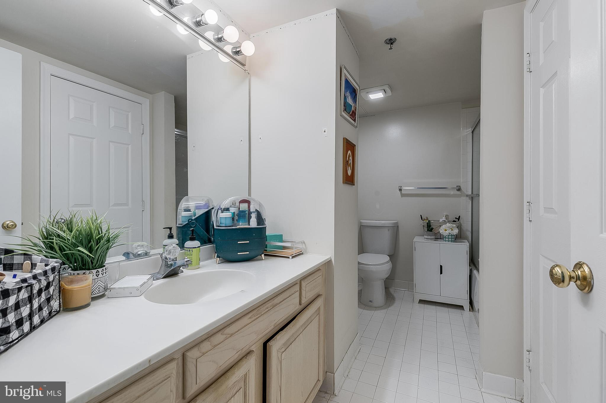 Real estate listing preview #24