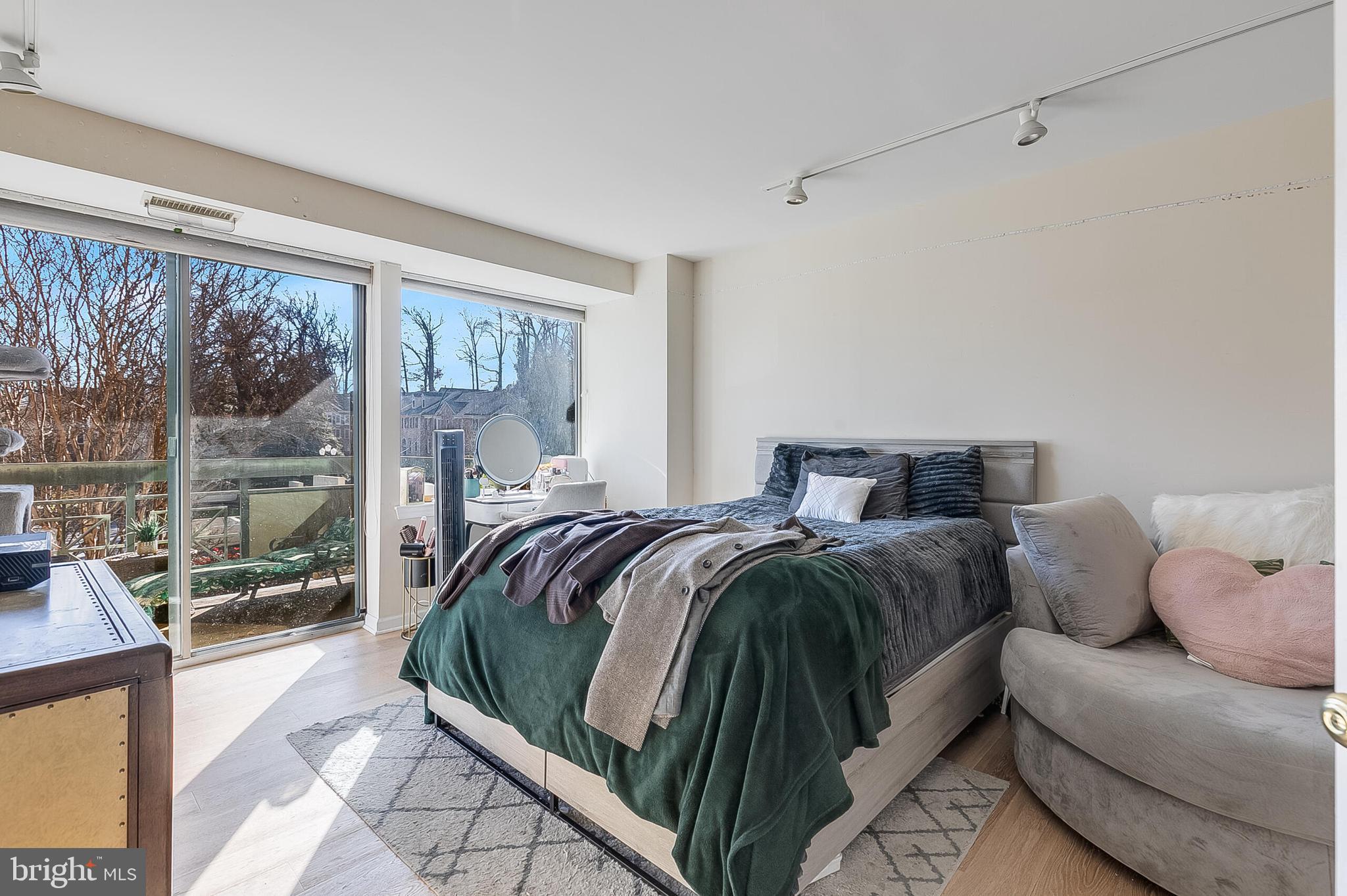 Real estate listing preview #21