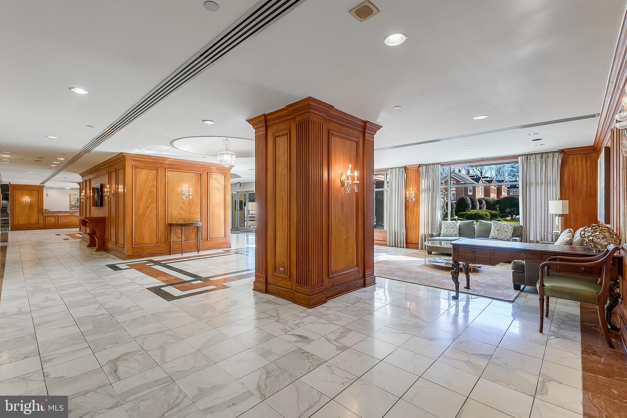 Real estate listing preview #4