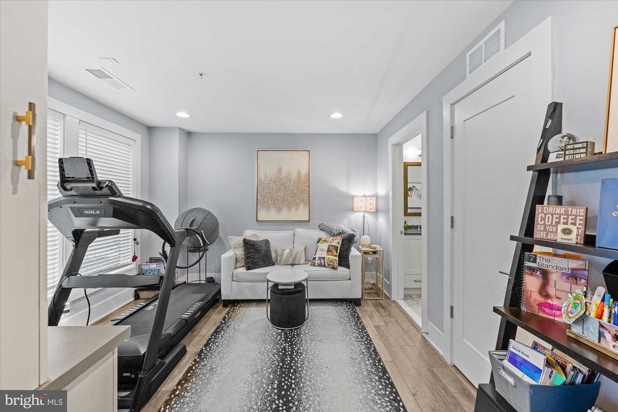 Real estate listing preview #31