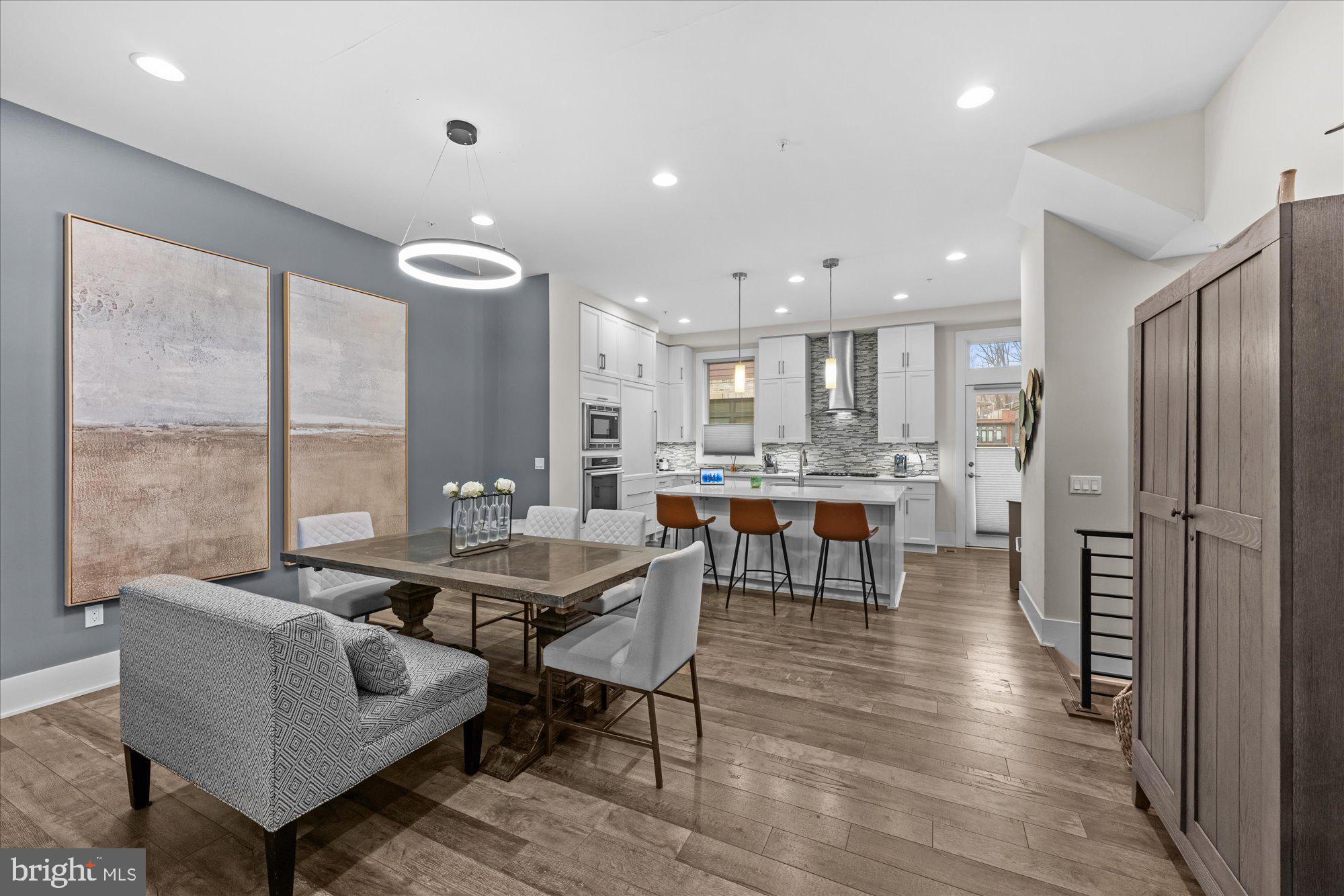 Real estate listing preview #2