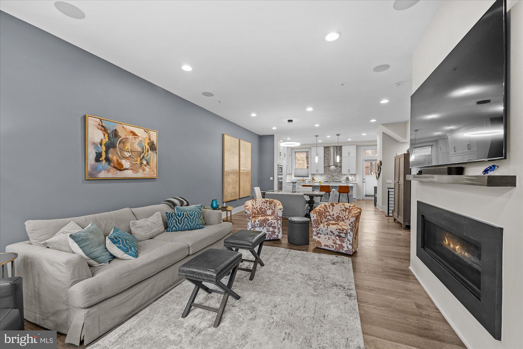 Real estate listing preview #7