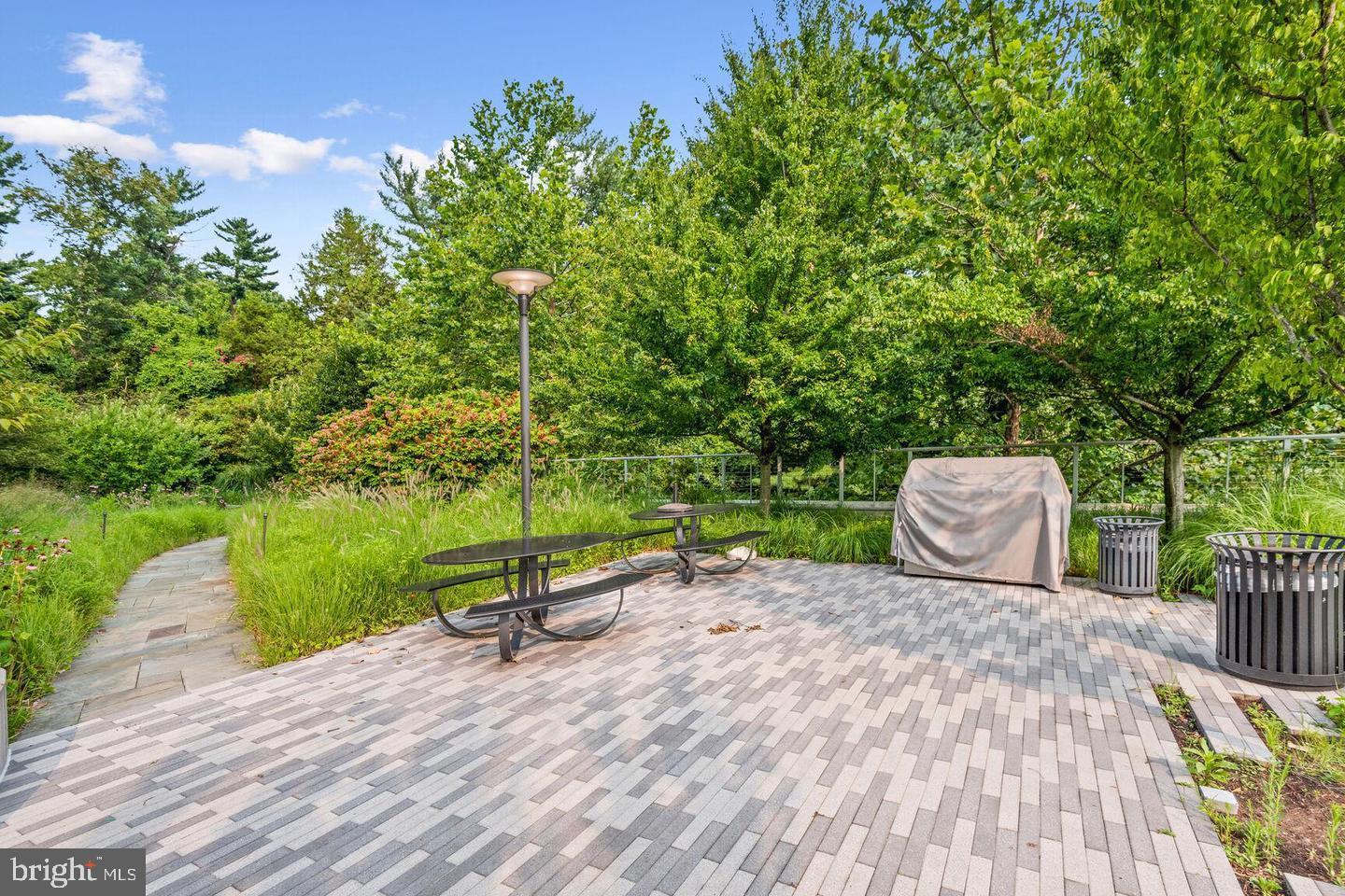 Real estate listing preview #36