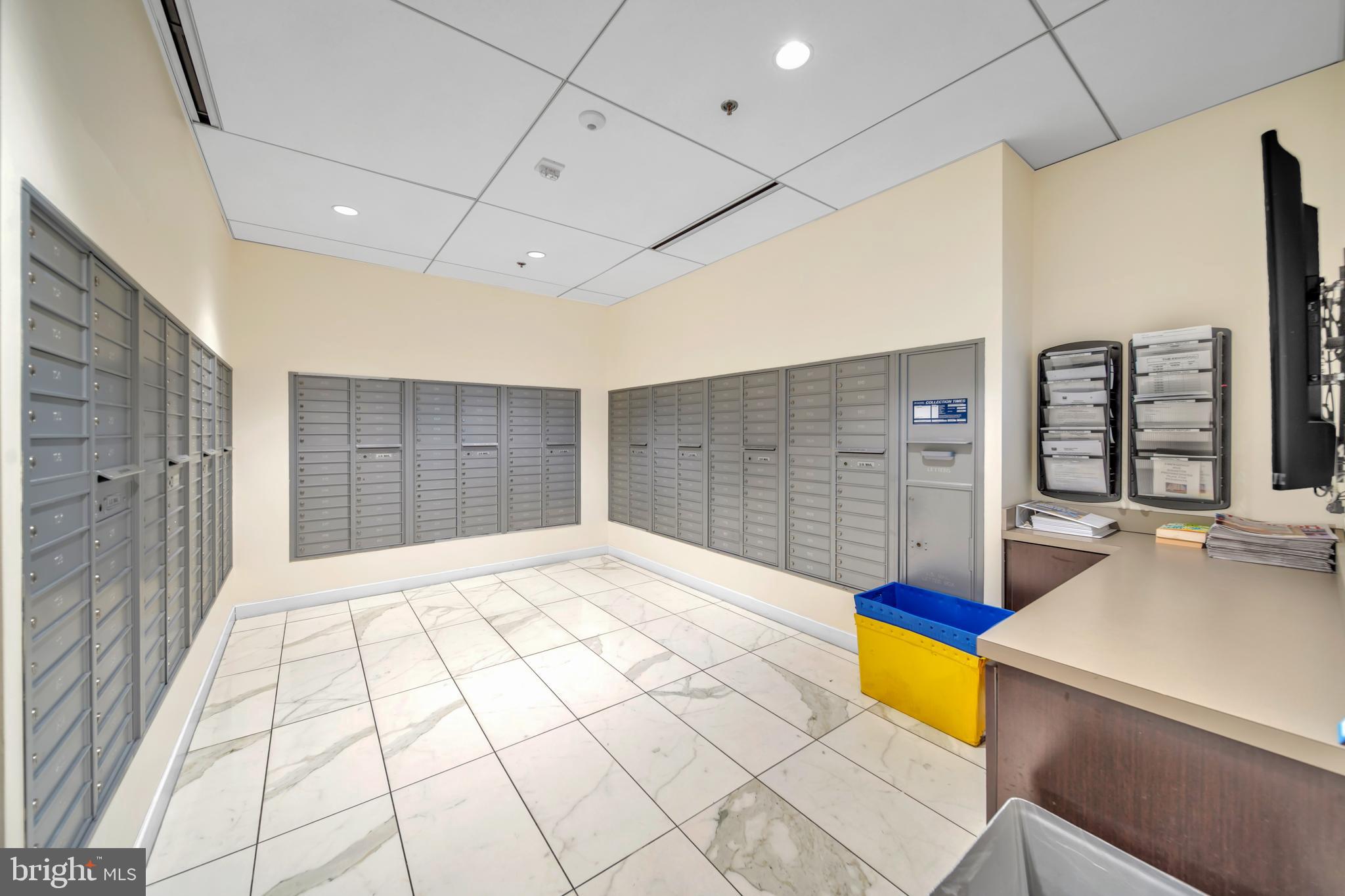 Real estate listing preview #6